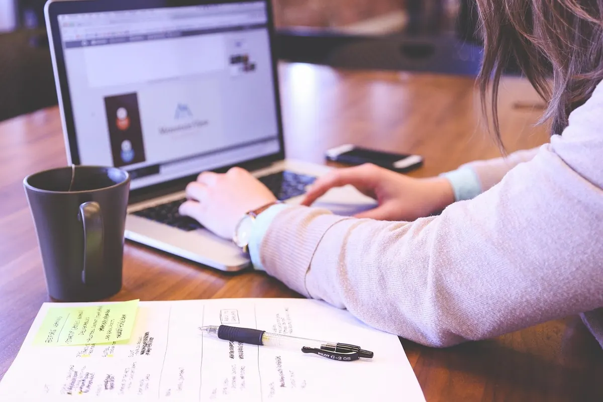 How to Build a Personal News Digest with RSS and AI Summaries in 2026